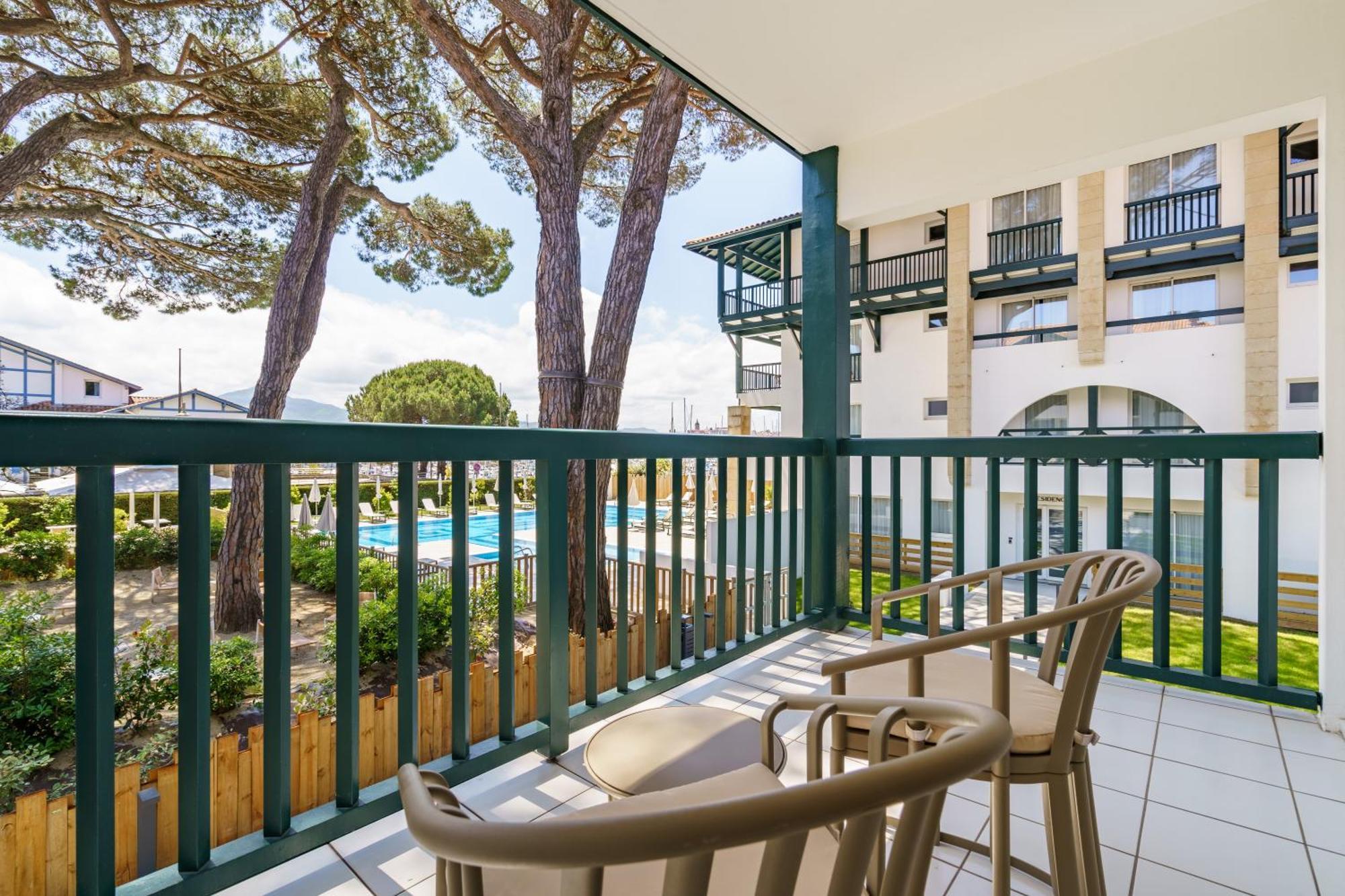 Double Room Balcony Port-Pool View